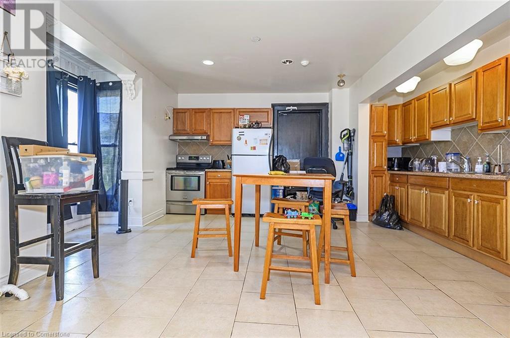 22 Academy Street, St. Catharines, Ontario  L2R 4Z6 - Photo 36 - 40655579