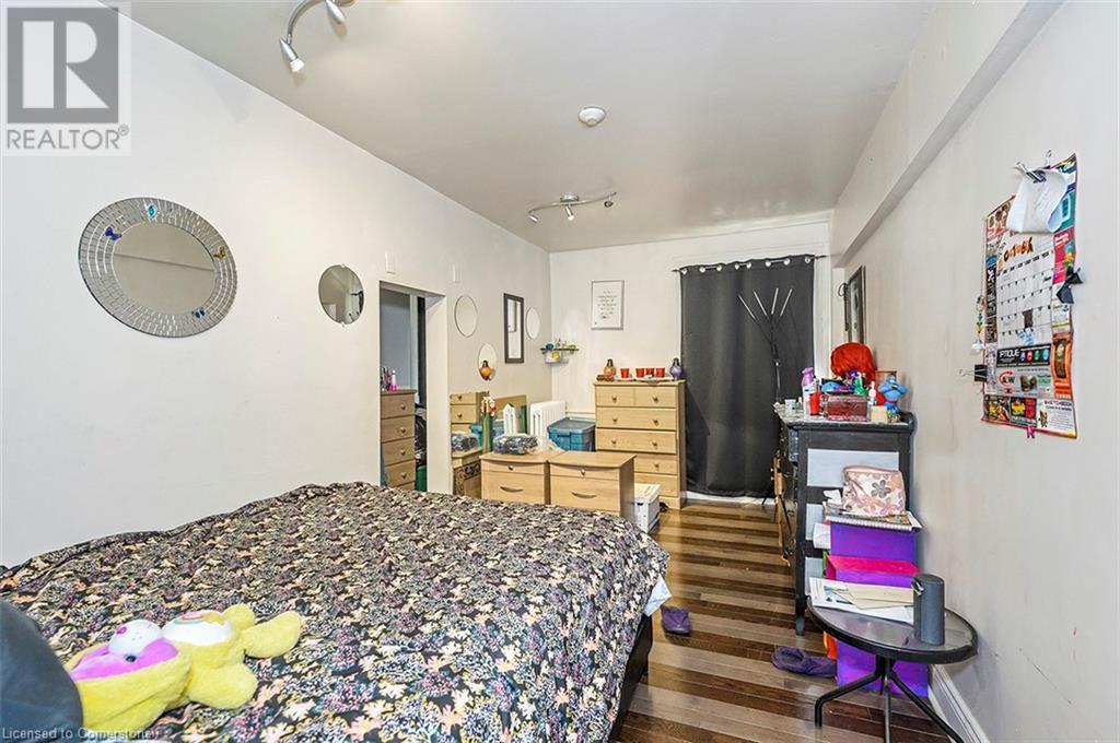 22 Academy Street, St. Catharines, Ontario  L2R 4Z6 - Photo 38 - 40655579