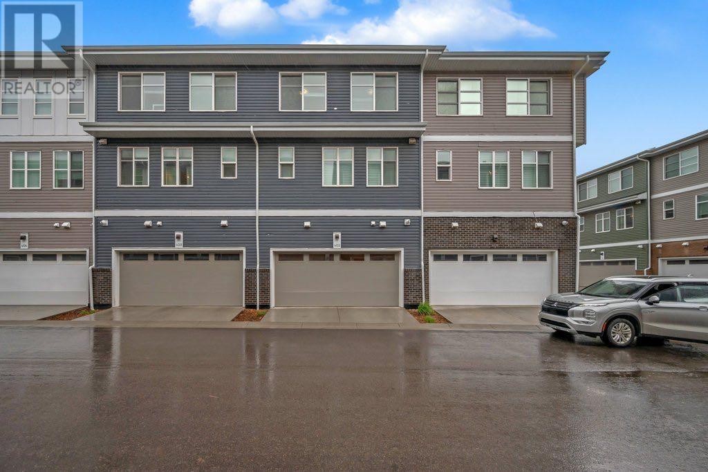 402, 50 Cornerstone Passage Ne, Calgary, Alberta  T3N 1B9 - Photo 1 - A2168405