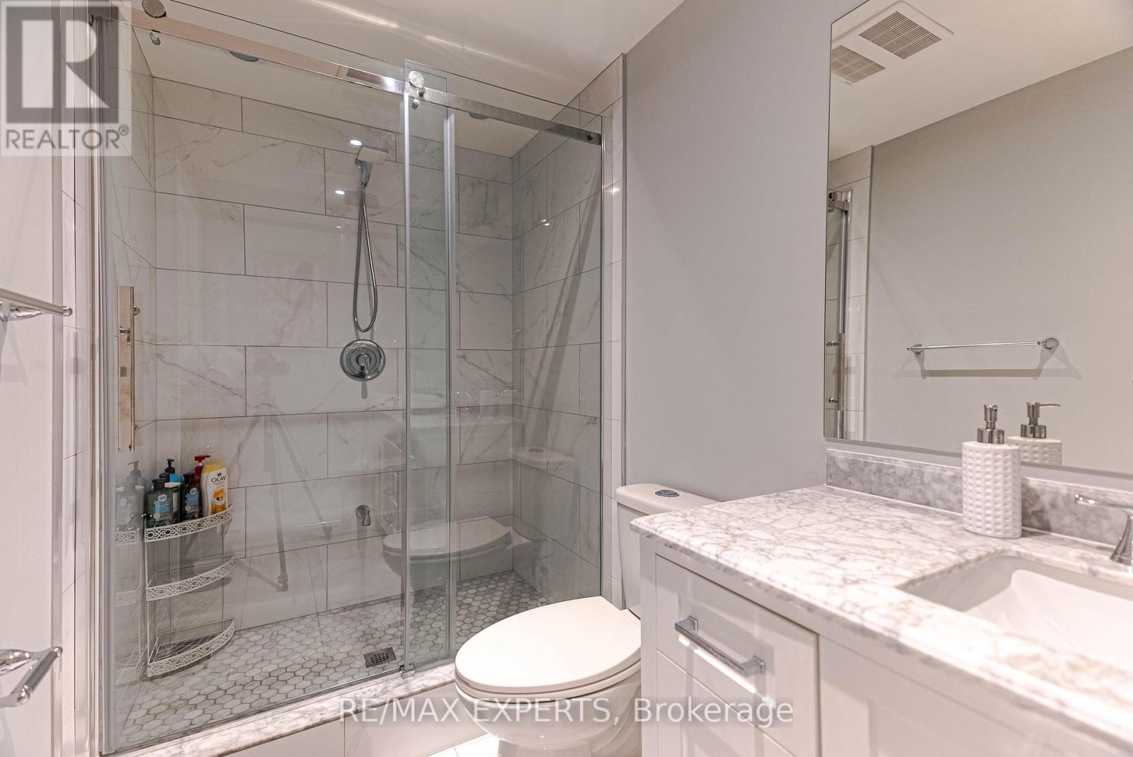 16-18 Page Street, Toronto, Ontario  M6G 1J2 - Photo 23 - C9418064