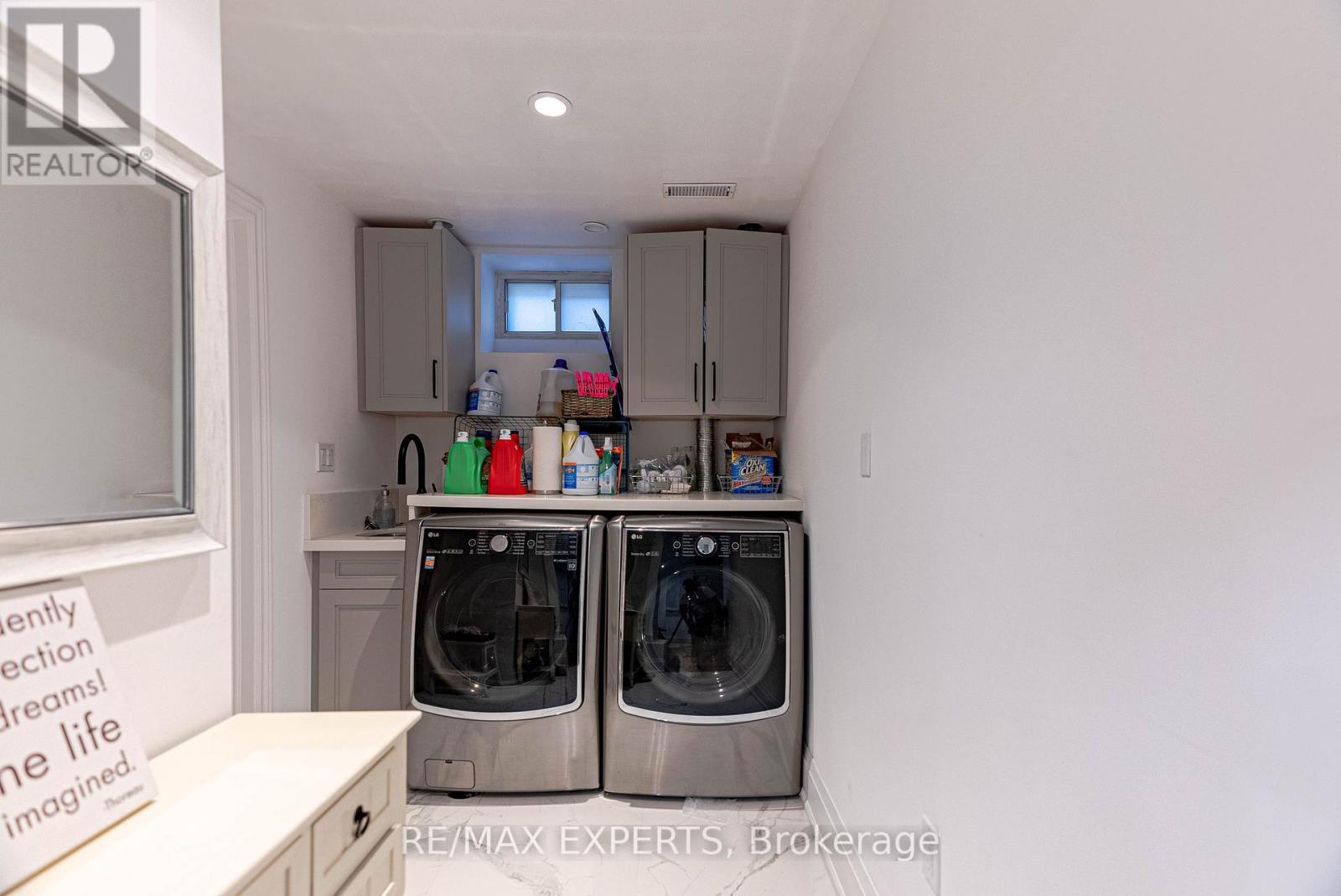 16-18 Page Street, Toronto, Ontario  M6G 1J2 - Photo 25 - C9418064