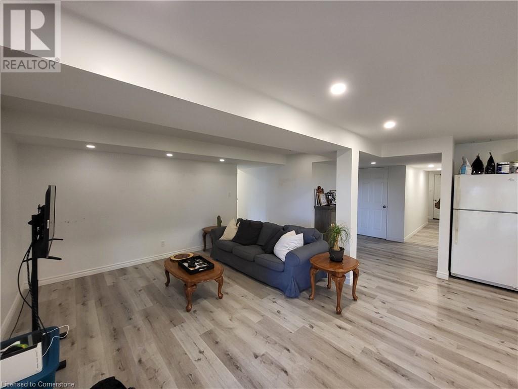 9 Tinatawa Court Unit# Lower, Kitchener, Ontario  N2A 3K4 - Photo 11 - 40663160