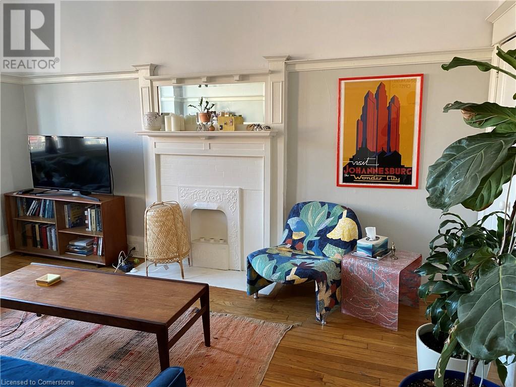 1399 W Queen Street W Unit# 1, Toronto, Ontario  M6K 1M3 - Photo 2 - 40666440