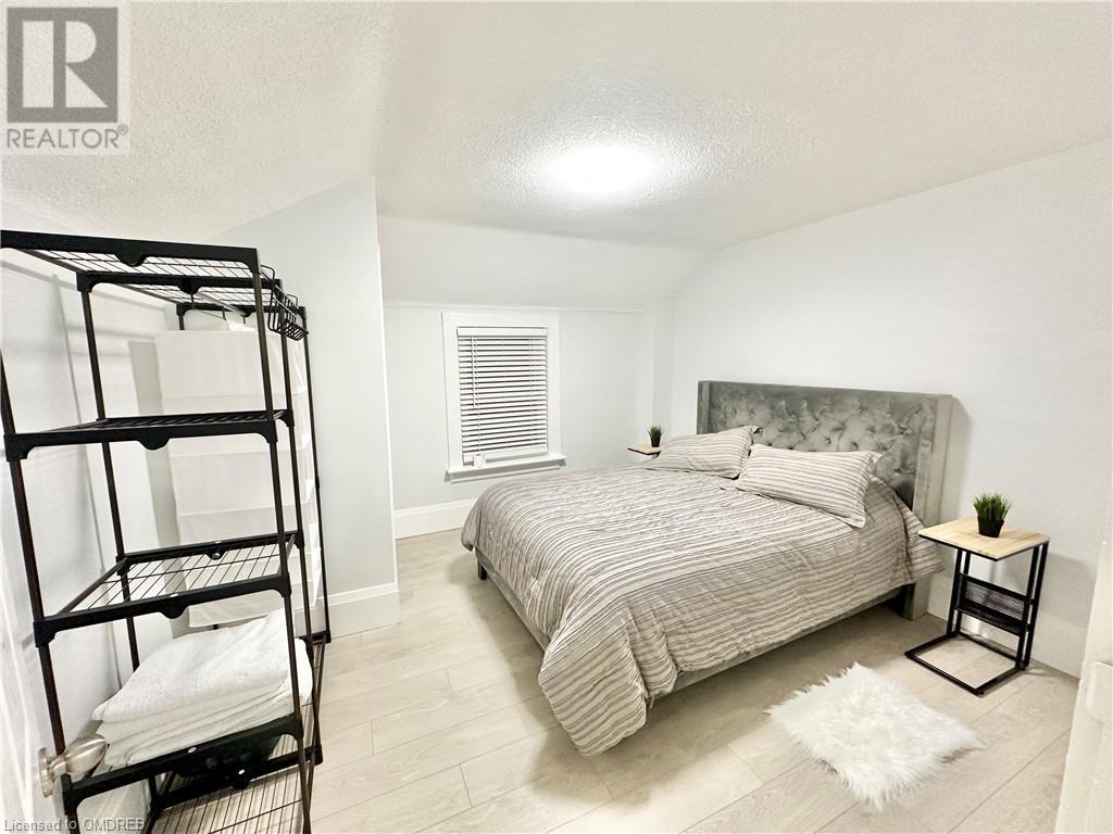 14 Kennedy AvenueKitchener, Ontario  N2G 2Z8 - Photo 13 - X10404346