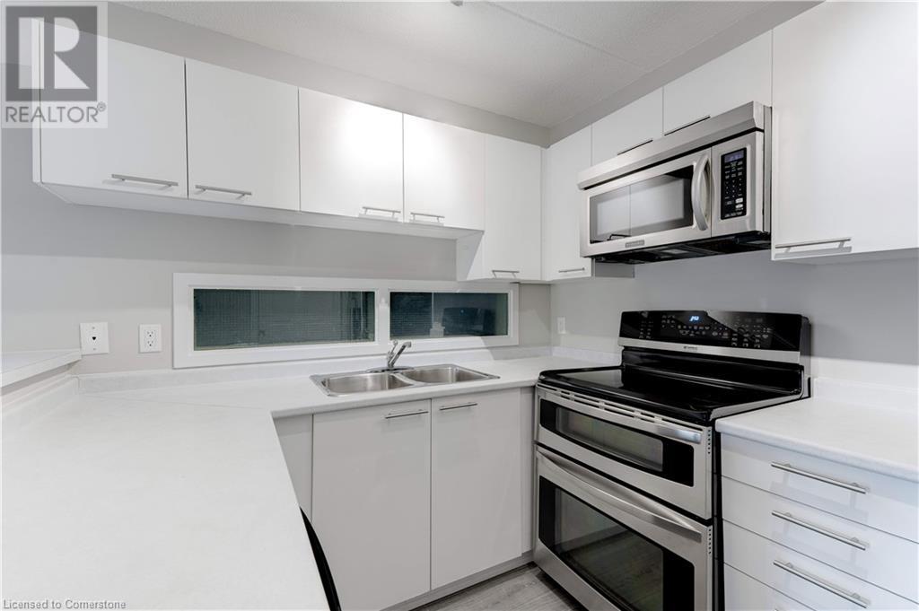 2040 Cleaver Avenue Unit# 104Burlington, Ontario  L7M 4C4 - Photo 16 - 40663721