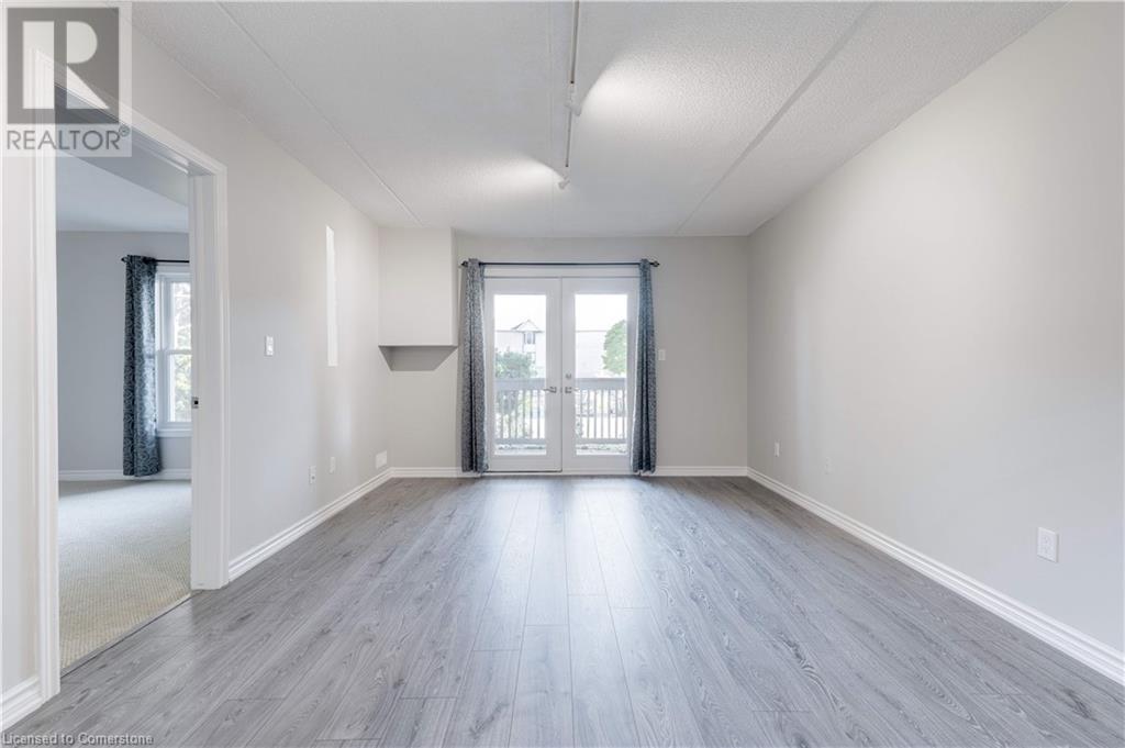 2040 Cleaver Avenue Unit# 104Burlington, Ontario  L7M 4C4 - Photo 20 - 40663721