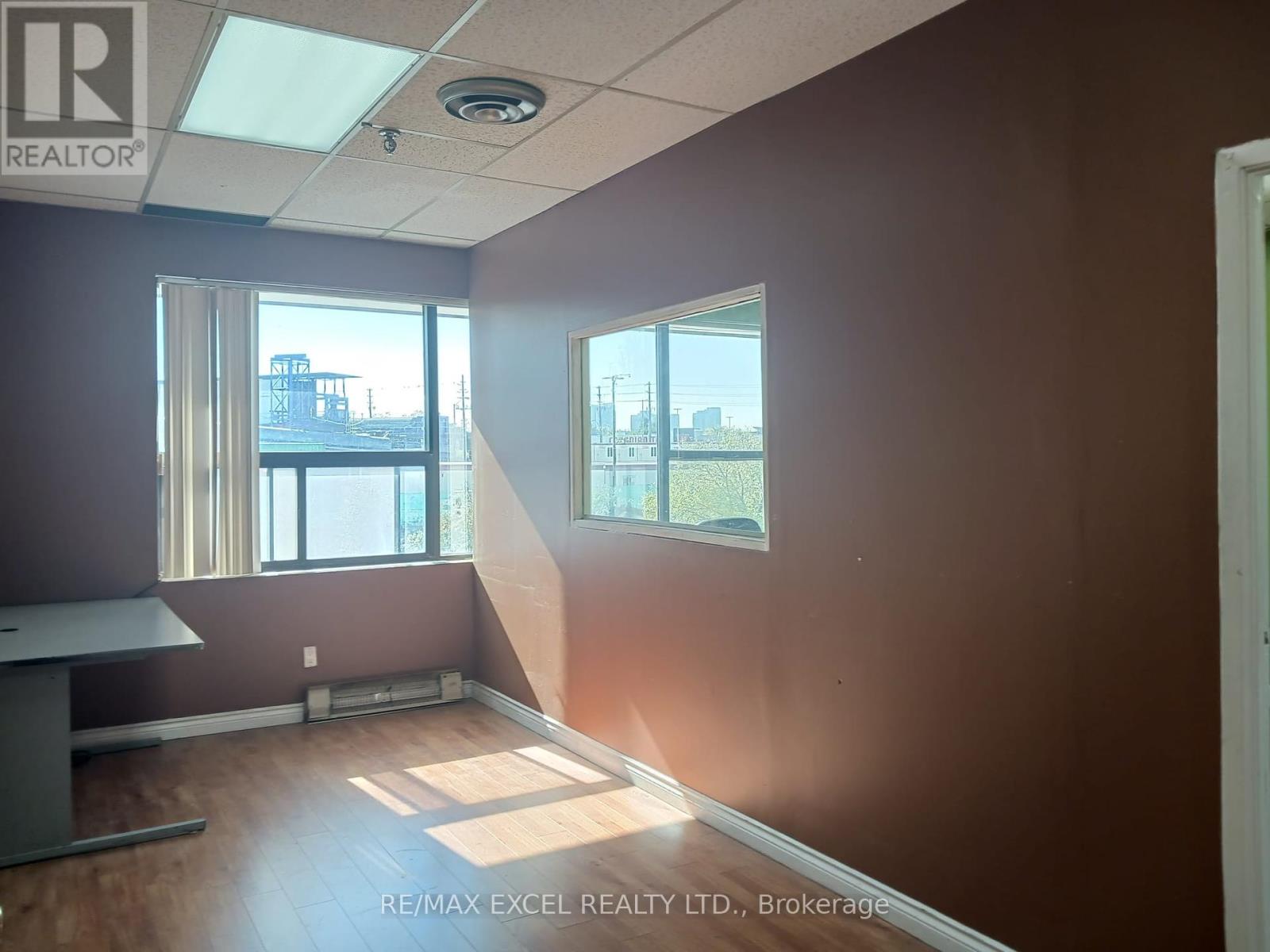 208 - 55 Nugget Avenue, Toronto, Ontario  M1S 3L1 - Photo 4 - E9251682