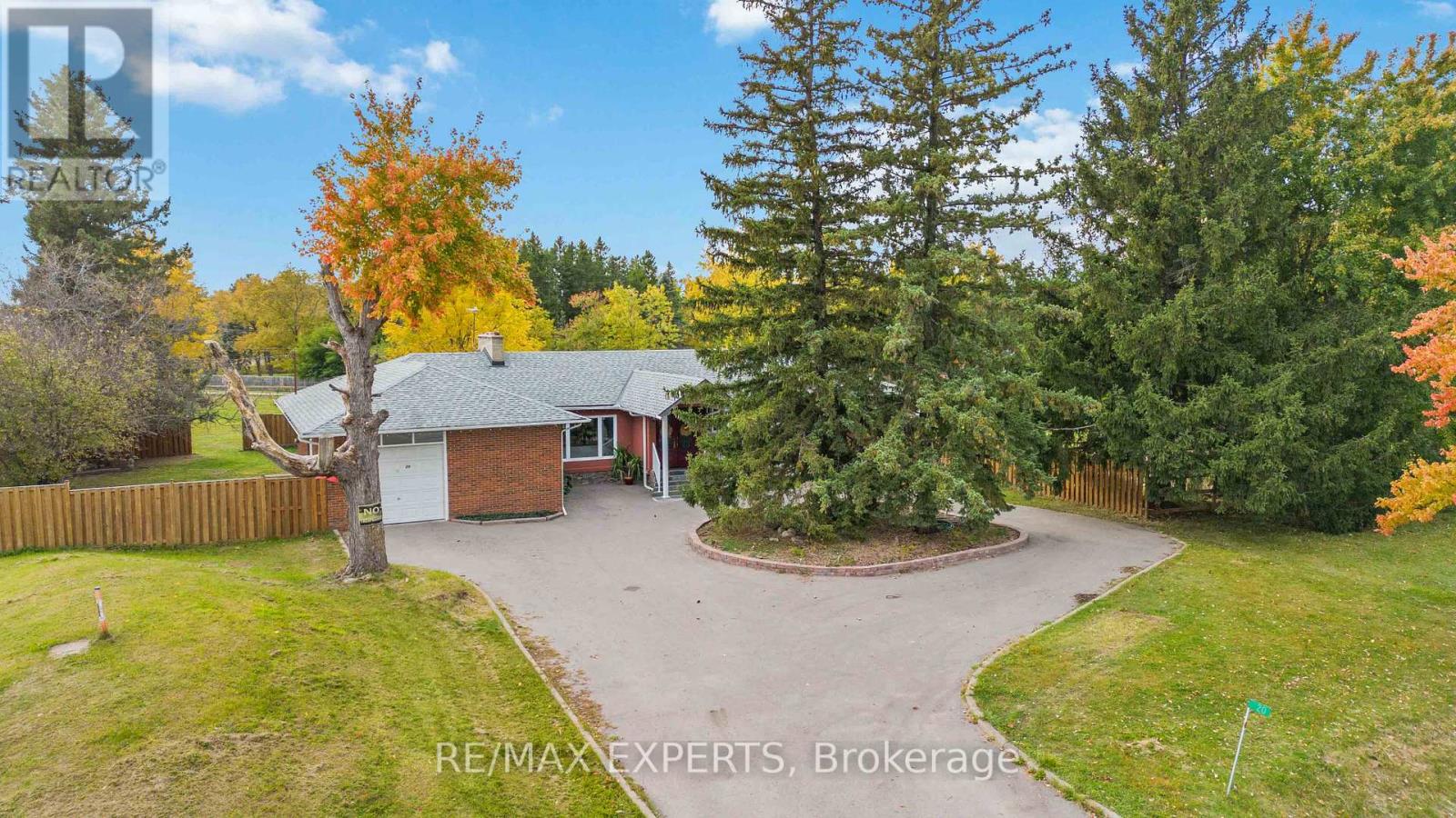 20 Leonard Road, King (Schomberg), Ontario  L0G 1T0 - Photo 1 - N9398041