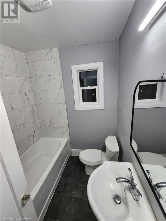 25 West 3rd Street, Hamilton, Ontario  L9C 3J8 - Photo 5 - 40665975