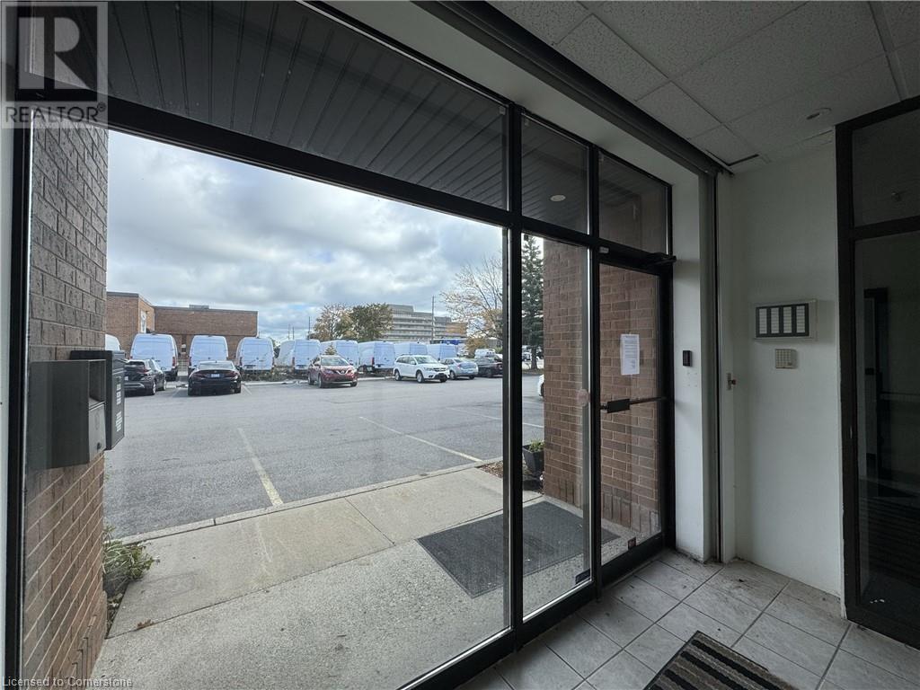 333 Wyecroft Road Unit# 1, Oakville, Ontario  L6K 2H2 - Photo 2 - 40665786