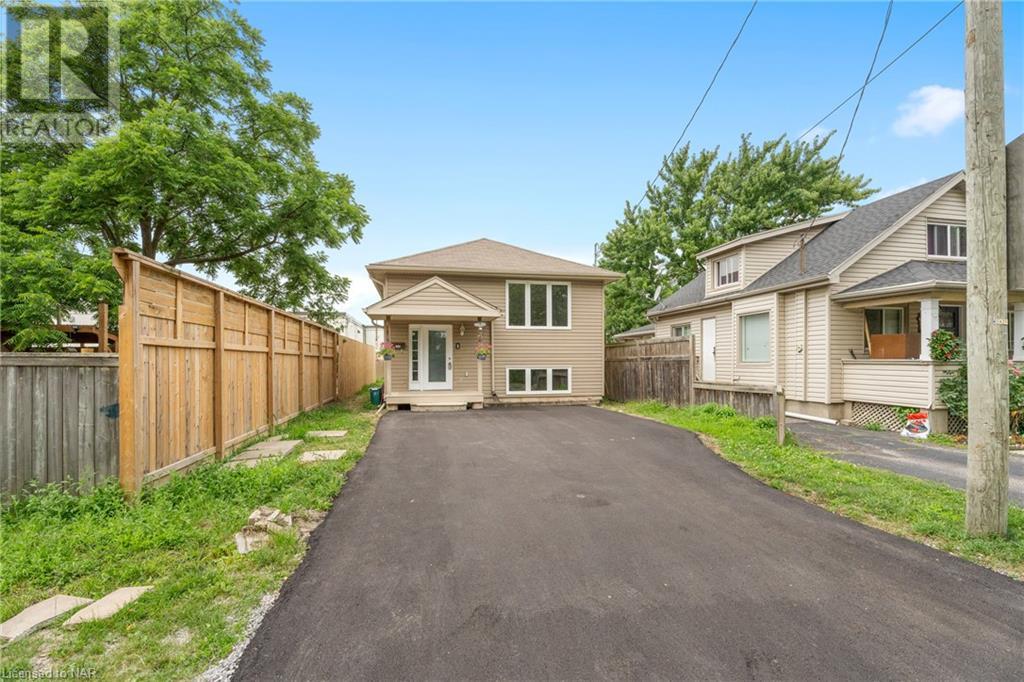 1 Thornton Street, St. Catharines, Ontario  L2P 1T9 - Photo 3 - 40666699