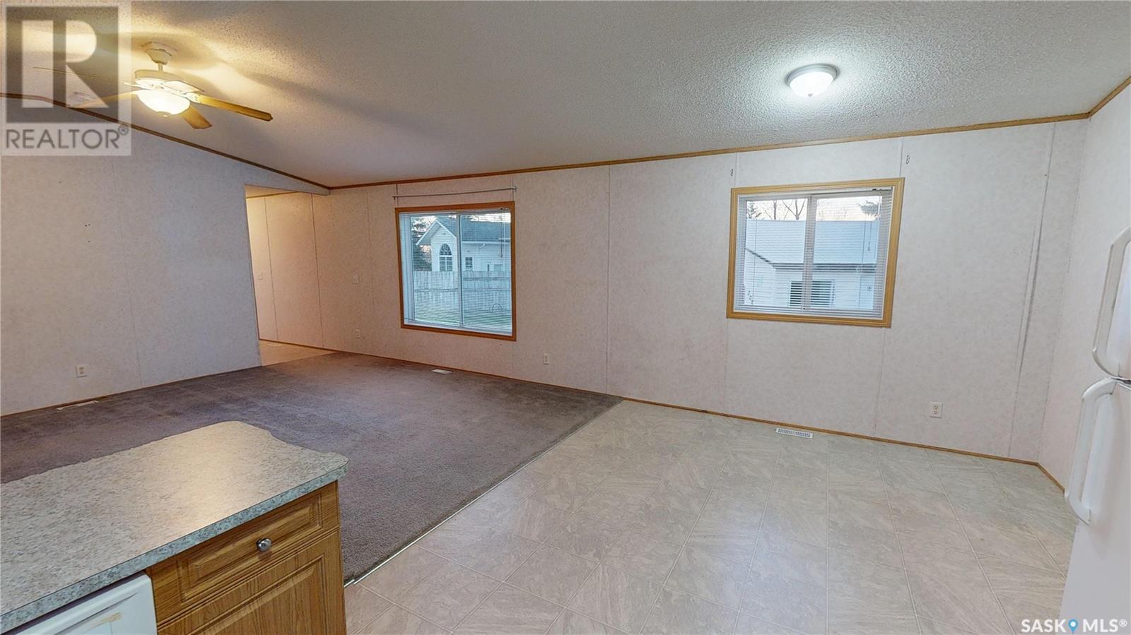 208 2nd Crescent, Alameda, Saskatchewan  S0C 0A0 - Photo 7 - SK986526