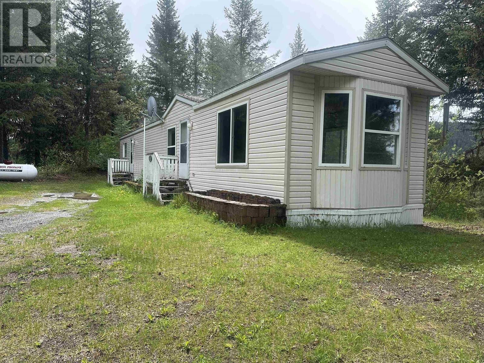 6110 Collins Road, Williams Lake, British Columbia  V0L 1P0 - Photo 2 - R2937047