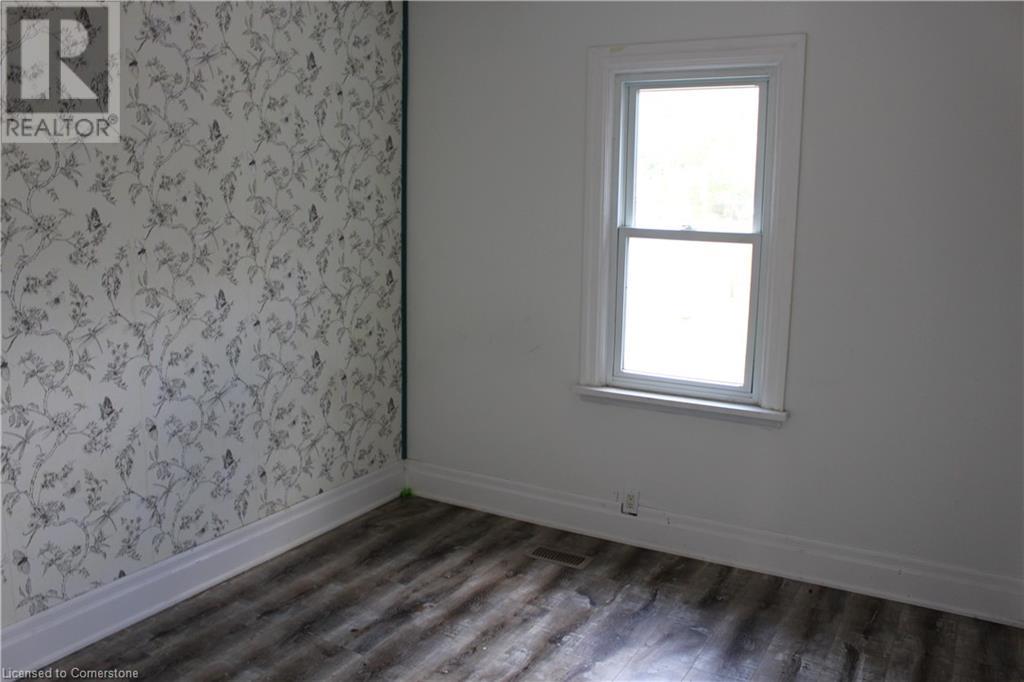 304 Nelson Street, Brantford, Ontario  N3S 4C8 - Photo 9 - 40666683