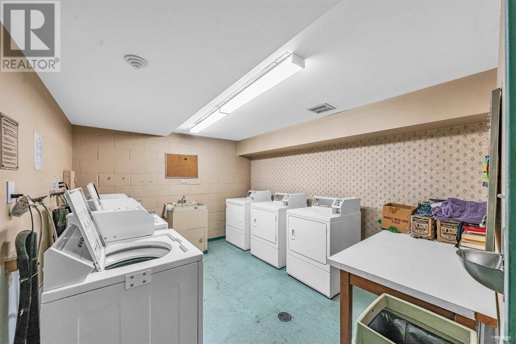 Listing Picture 17 of 18 : 106 830 E 7TH AVENUE, Vancouver / 溫哥華 - 魯藝地產 Yvonne Lu Group - MLS Medallion Club Member