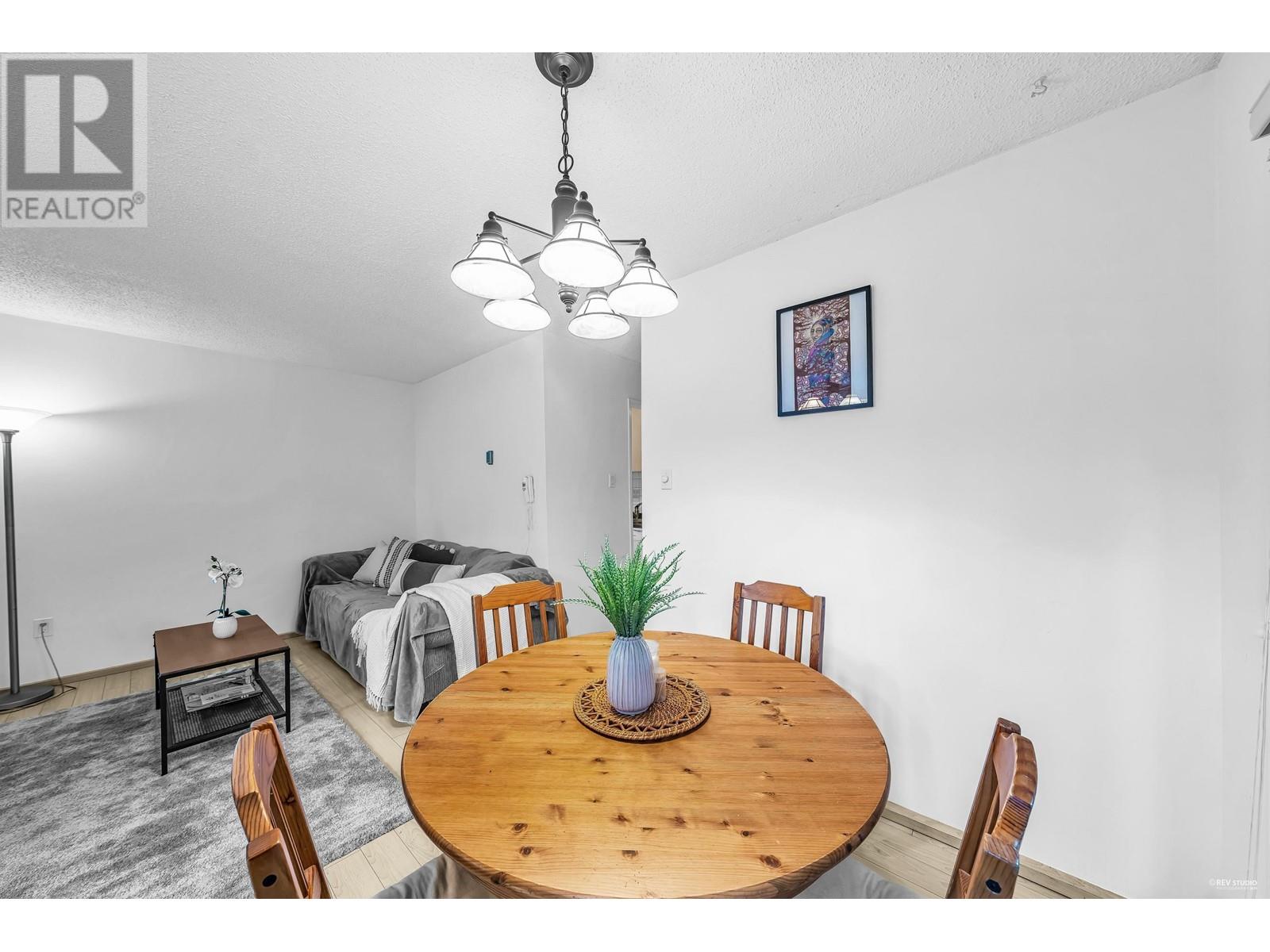 Listing Picture 7 of 18 : 106 830 E 7TH AVENUE, Vancouver / 溫哥華 - 魯藝地產 Yvonne Lu Group - MLS Medallion Club Member