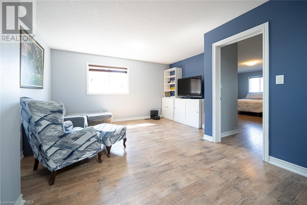 8 Oakes Court, Guelph, Ontario  N1E 0J6 - Photo 18 - 40666496