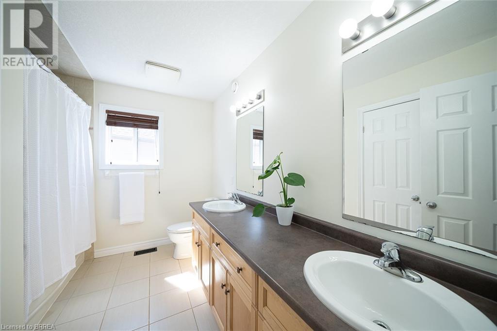 8 Oakes Court, Guelph, Ontario  N1E 0J6 - Photo 32 - 40666496