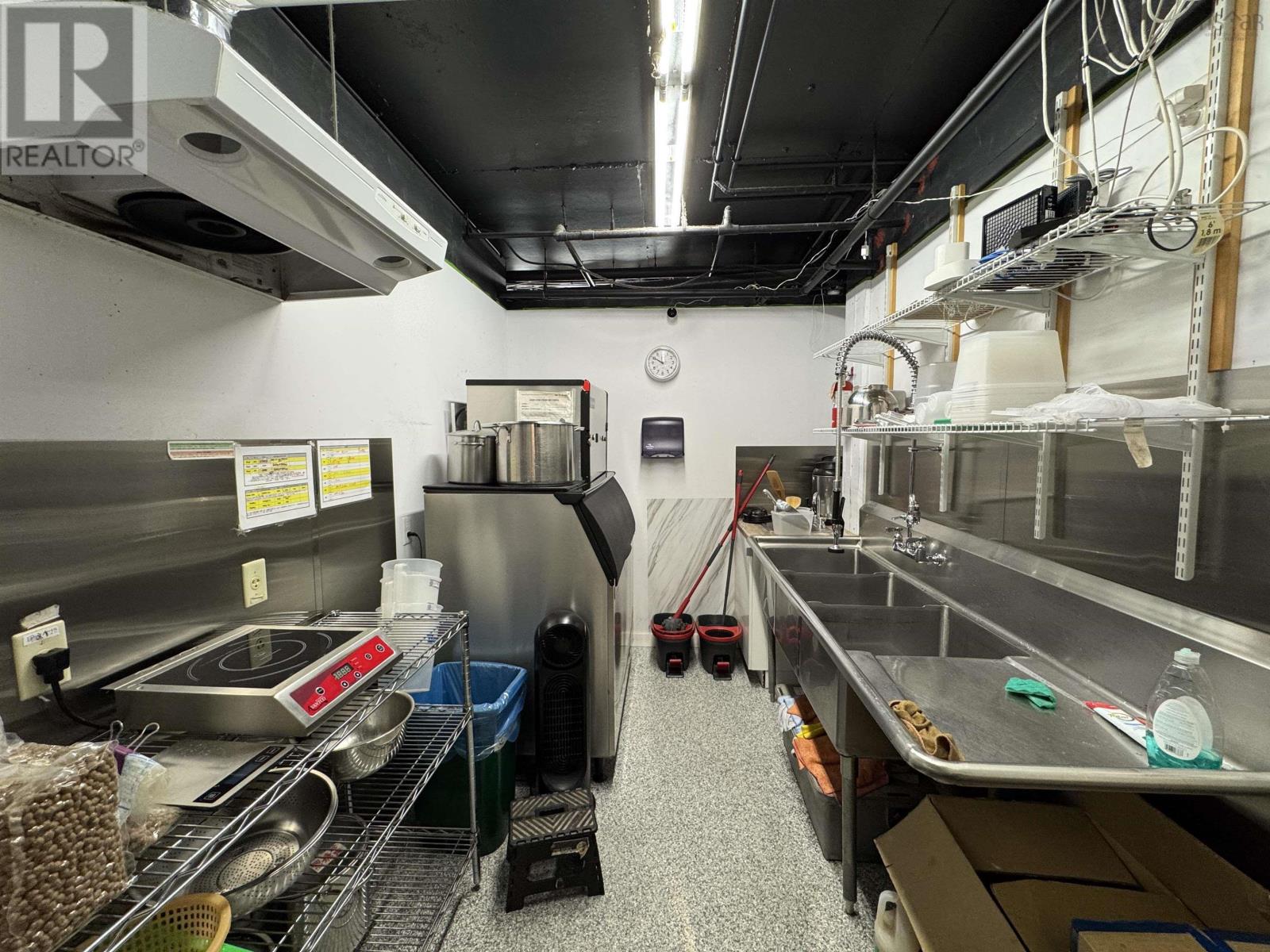 C 1070 Barrington Street, Halifax Peninsula, Nova Scotia  B3H 2R1 - Photo 13 - 202425046