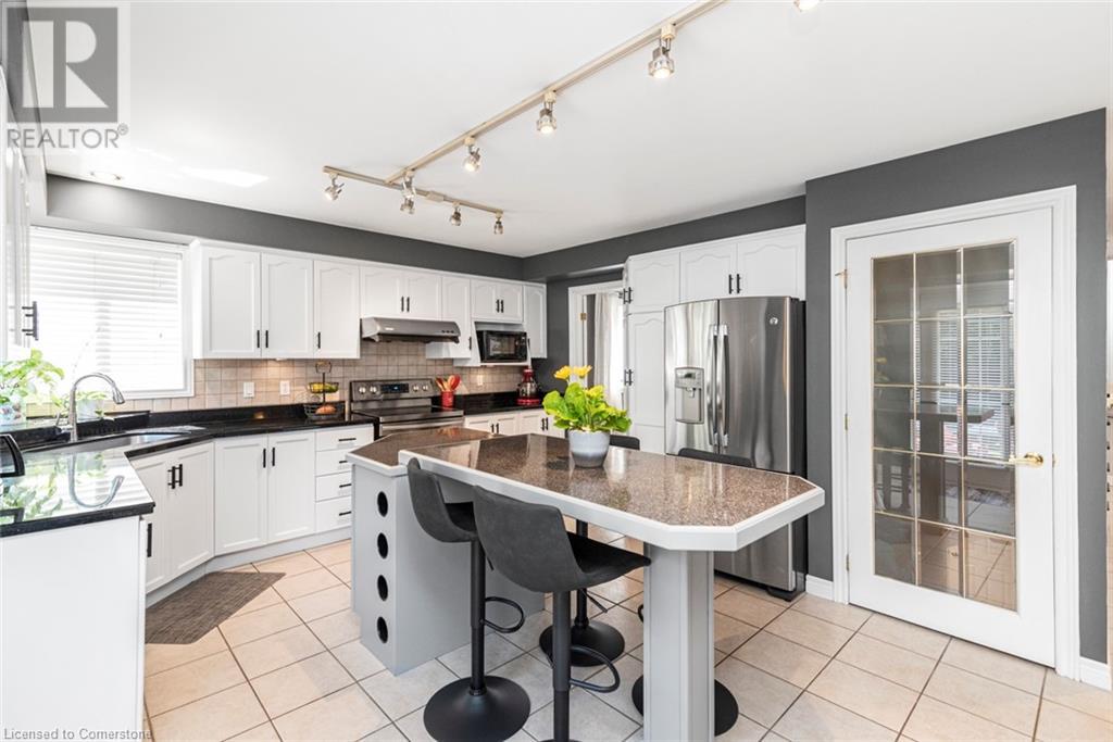 54 Stonepine Crescent, Hamilton, Ontario  L9C 7T7 - Photo 17 - 40666729