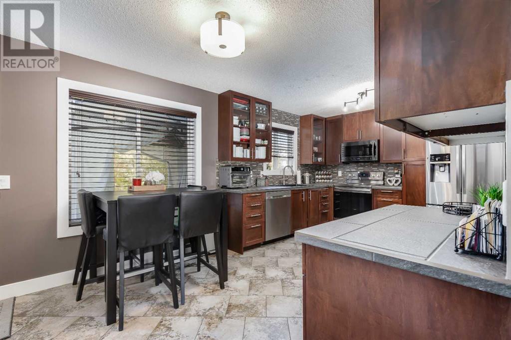 105 Bridleglen Road Sw, Calgary, Alberta  T2Y 3W8 - Photo 6 - A2172600