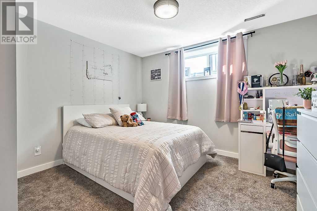 100 Drake Landing Loop, Okotoks, Alberta  T1S 0H4 - Photo 31 - A2173162