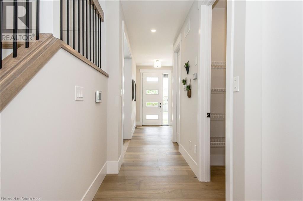 156 Newman Drive Unit# Lot 57, Cambridge, Ontario  N1S 5B4 - Photo 3 - 40663969