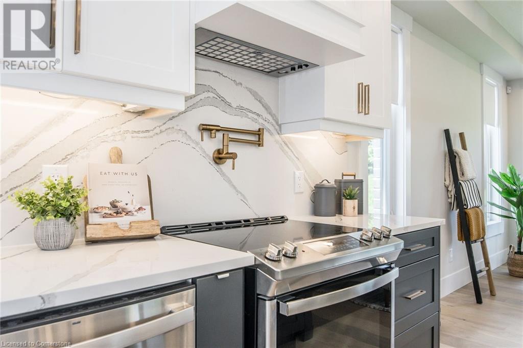 156 Newman Drive Unit# Lot 57, Cambridge, Ontario  N1S 5B4 - Photo 9 - 40663969