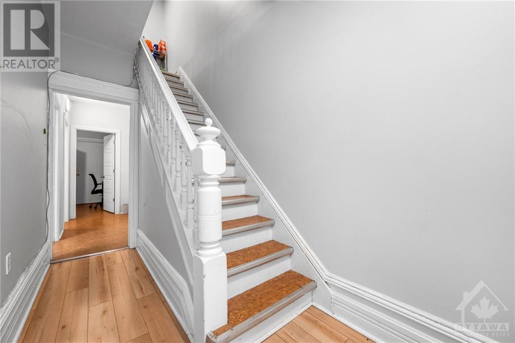 141 Primrose Avenue, Ottawa, Ontario  K1R 6M4 - Photo 4 - X9523213