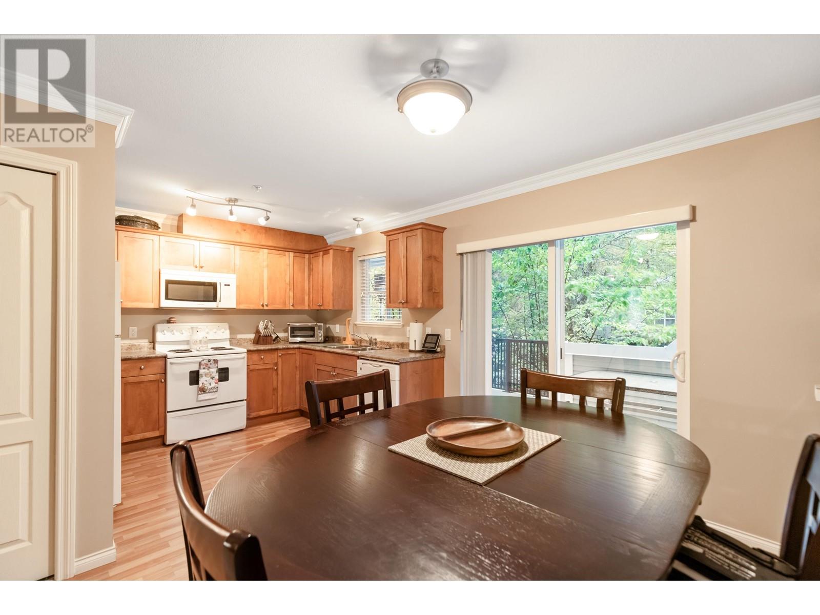 3 19141 124 Avenue, Pitt Meadows, British Columbia  V3Y 2V6 - Photo 6 - R2937333