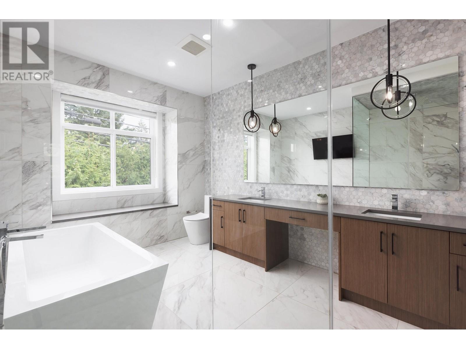 1693 Smith Avenue, Coquitlam, British Columbia  V3J 2Y4 - Photo 23 - R2937382