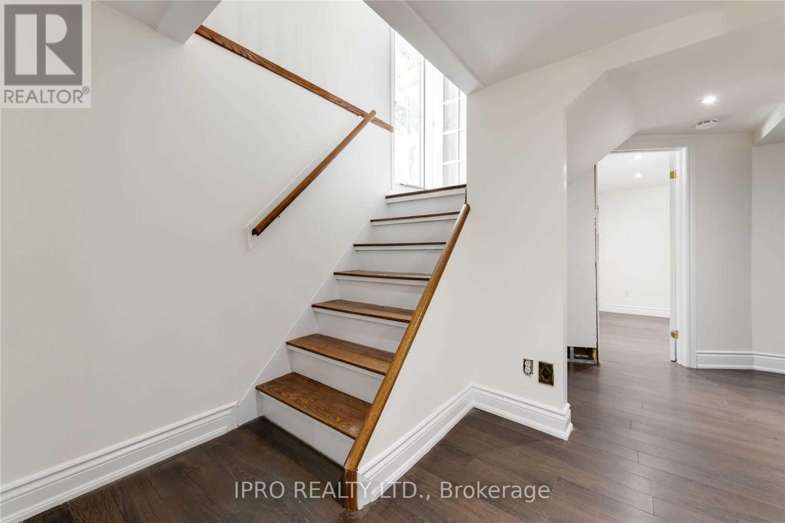 463 Drummond Road, Oakville (Mo Morrison), Ontario  L6J 4L7 - Photo 25 - W9419939