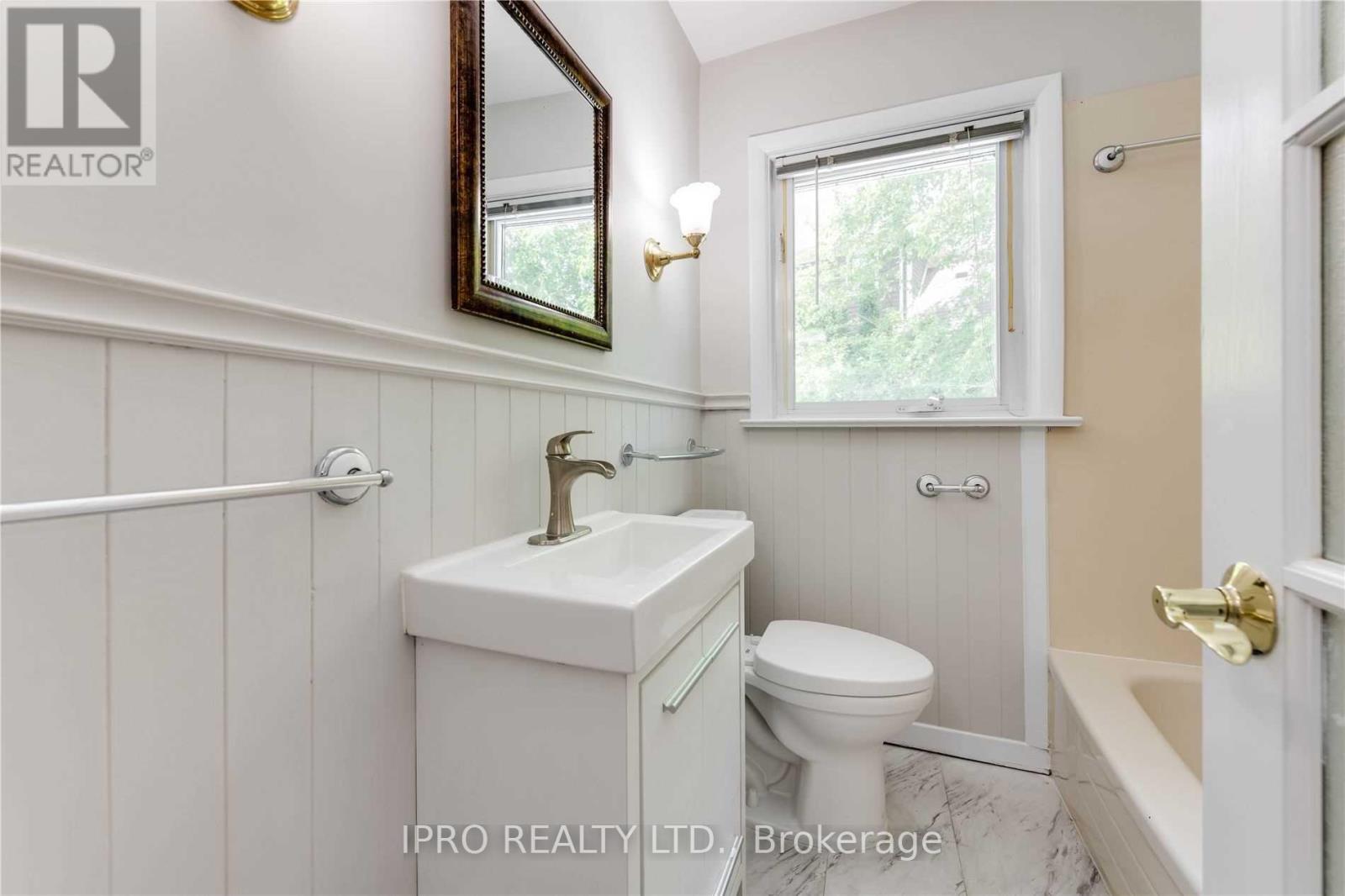463 Drummond Road, Oakville (Mo Morrison), Ontario  L6J 4L7 - Photo 26 - W9419939