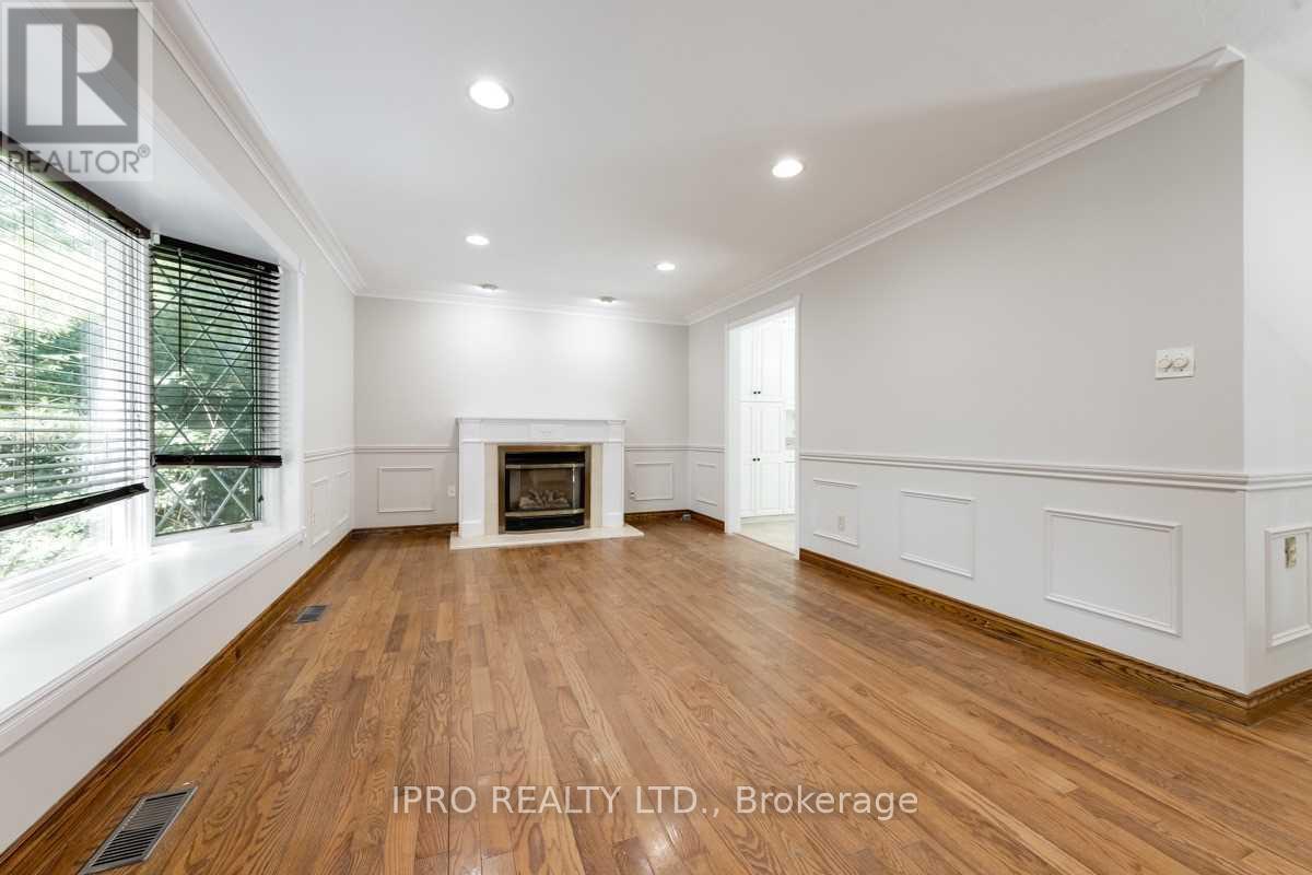 463 Drummond Road, Oakville (Mo Morrison), Ontario  L6J 4L7 - Photo 6 - W9419939