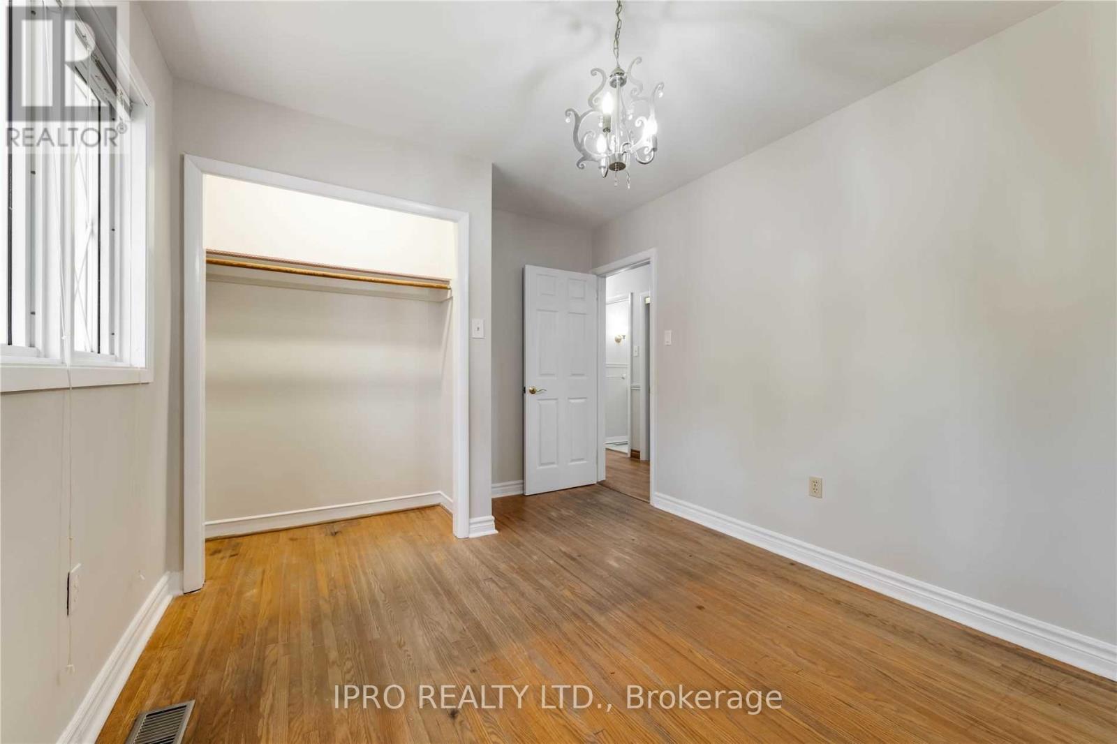 463 Drummond Road, Oakville (Mo Morrison), Ontario  L6J 4L7 - Photo 8 - W9419939