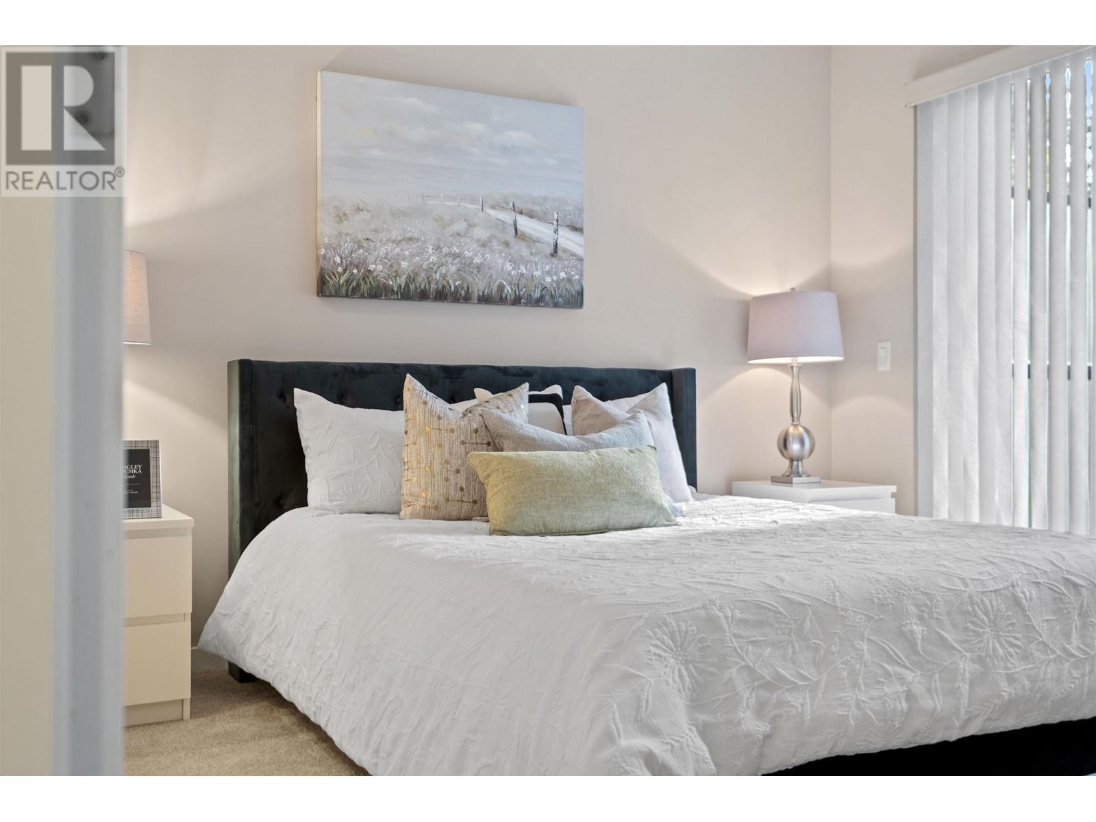 208 11950 Harris Road, Pitt Meadows, British Columbia  V3Y 0B7 - Photo 14 - R2937463