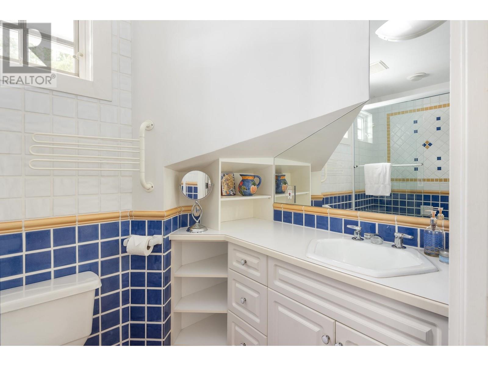 4708 Dogwood Lane, West Vancouver, British Columbia  V7W 1J1 - Photo 30 - R2937480