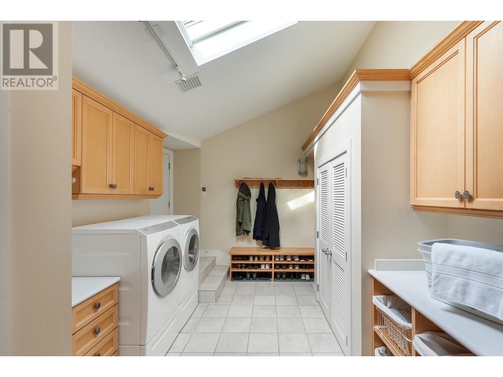4708 Dogwood Lane, West Vancouver, British Columbia  V7W 1J1 - Photo 31 - R2937480