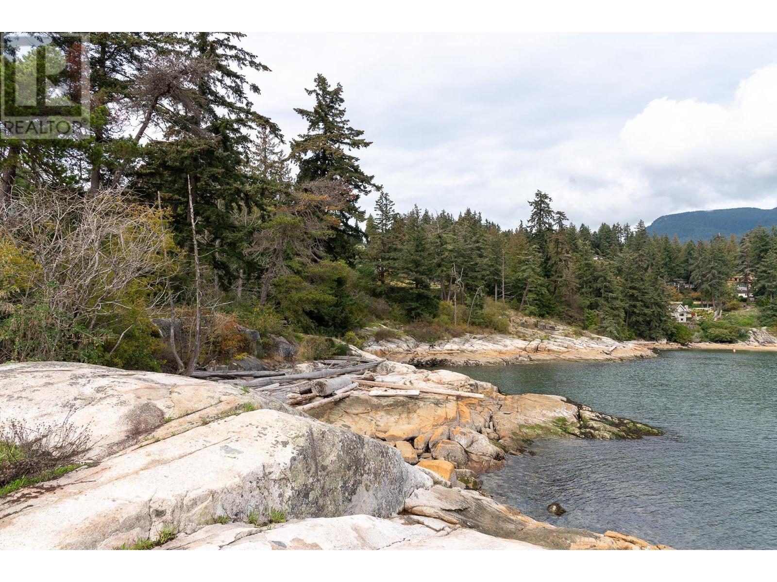 4708 Dogwood Lane, West Vancouver, British Columbia  V7W 1J1 - Photo 38 - R2937480