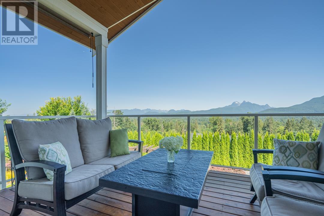 25485 Godwin Drive, Maple Ridge, British Columbia  V2W 1G9 - Photo 4 - R2937105
