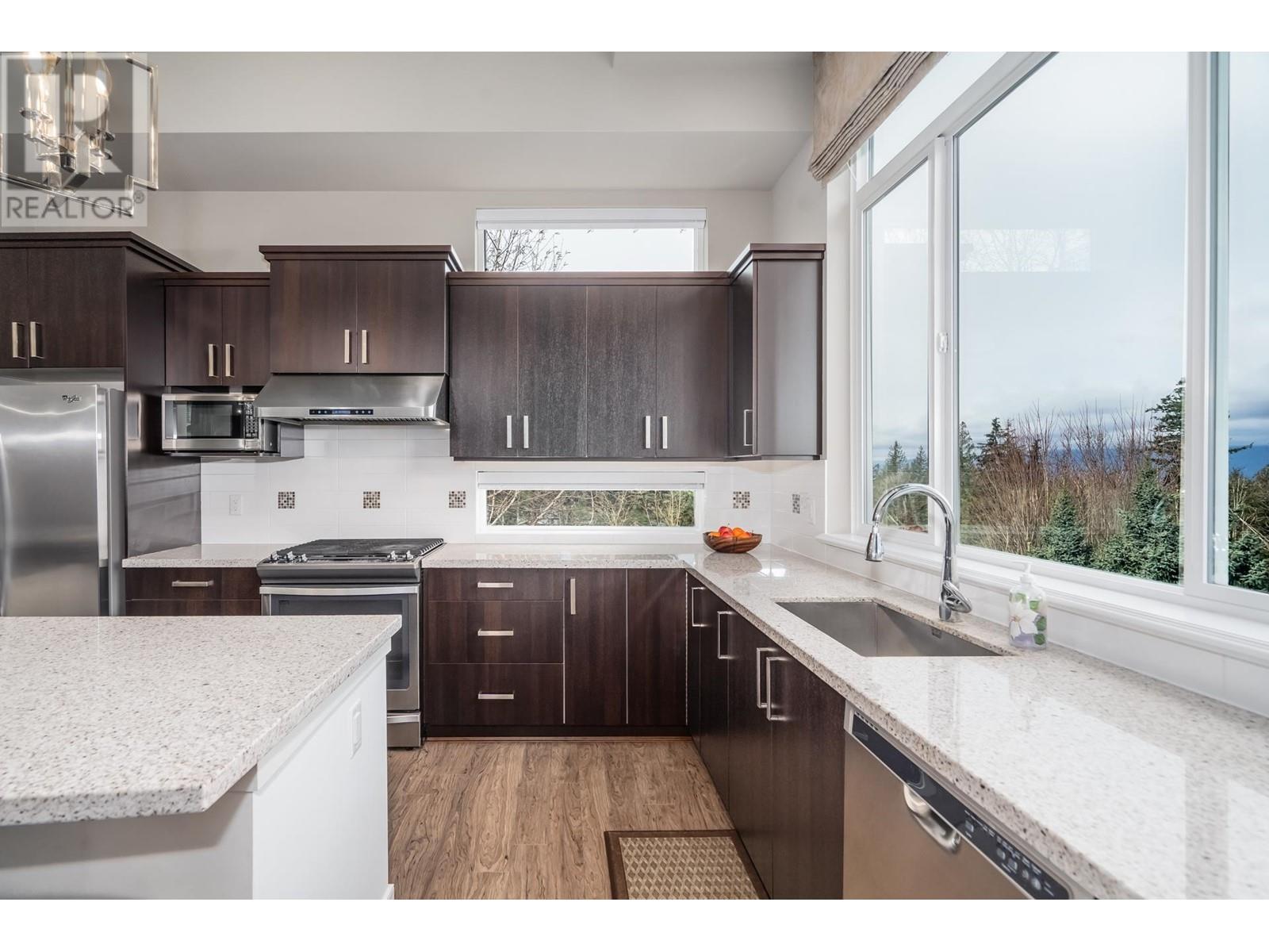 25485 Godwin Drive, Maple Ridge, British Columbia  V2W 1G9 - Photo 15 - R2937105