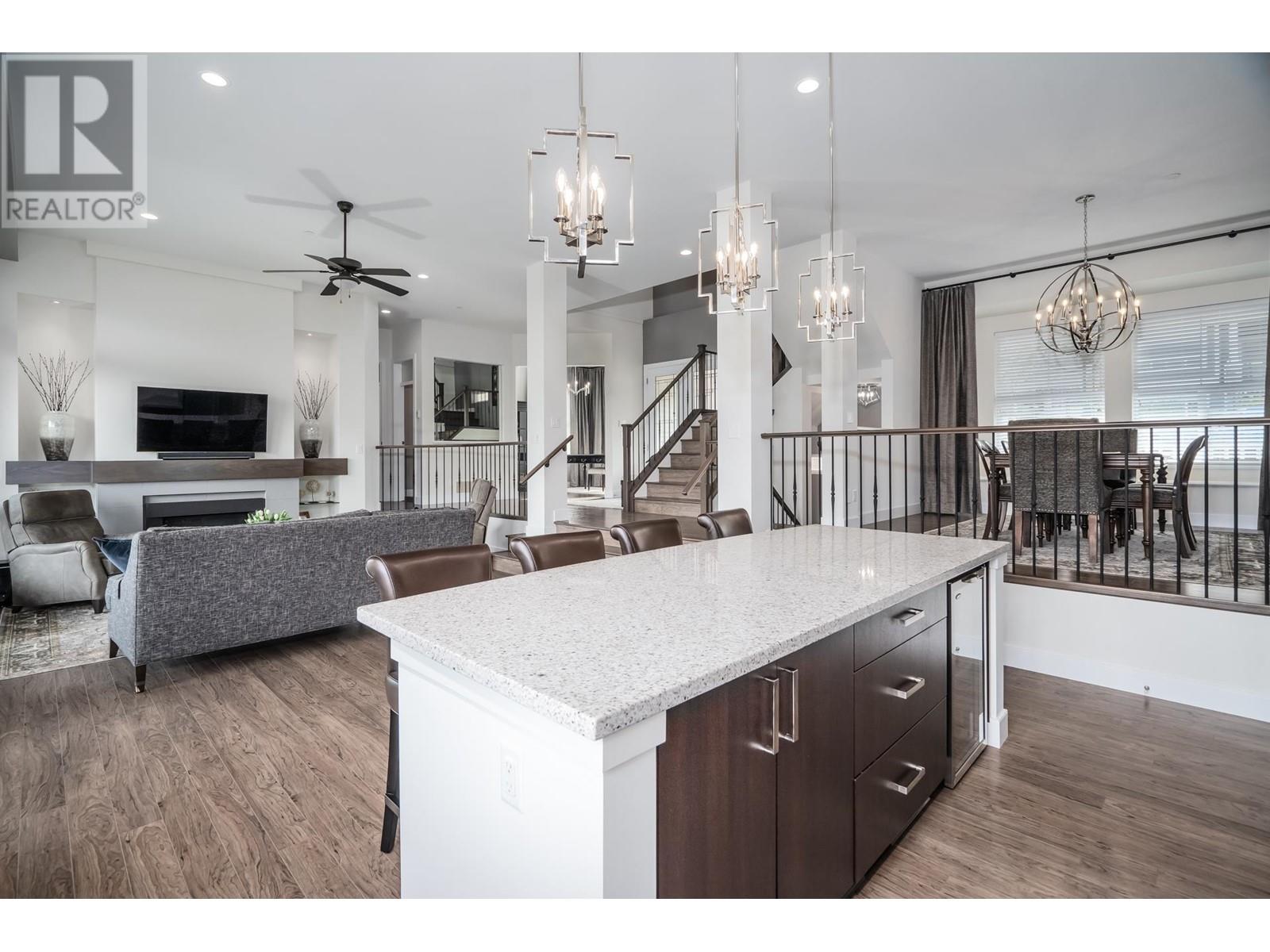 25485 Godwin Drive, Maple Ridge, British Columbia  V2W 1G9 - Photo 18 - R2937105