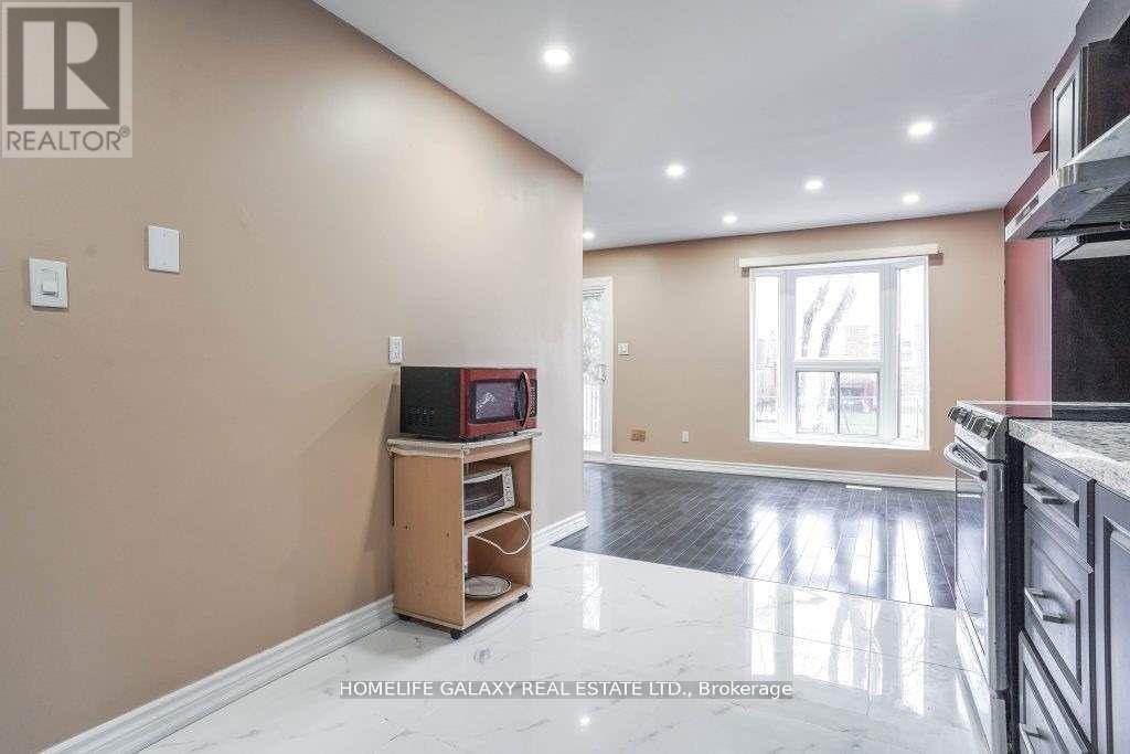 109 Sadlee Cove Crescent, Toronto (Milliken), Ontario  M1V 1Y3 - Photo 13 - E9422083