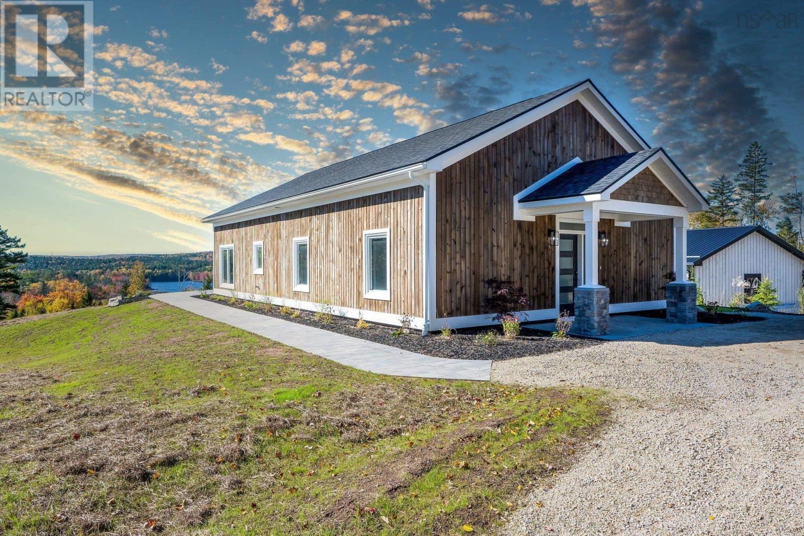 13 Piper Lane, Vaughan, Nova Scotia  B0N 2T0 - Photo 3 - 202425084