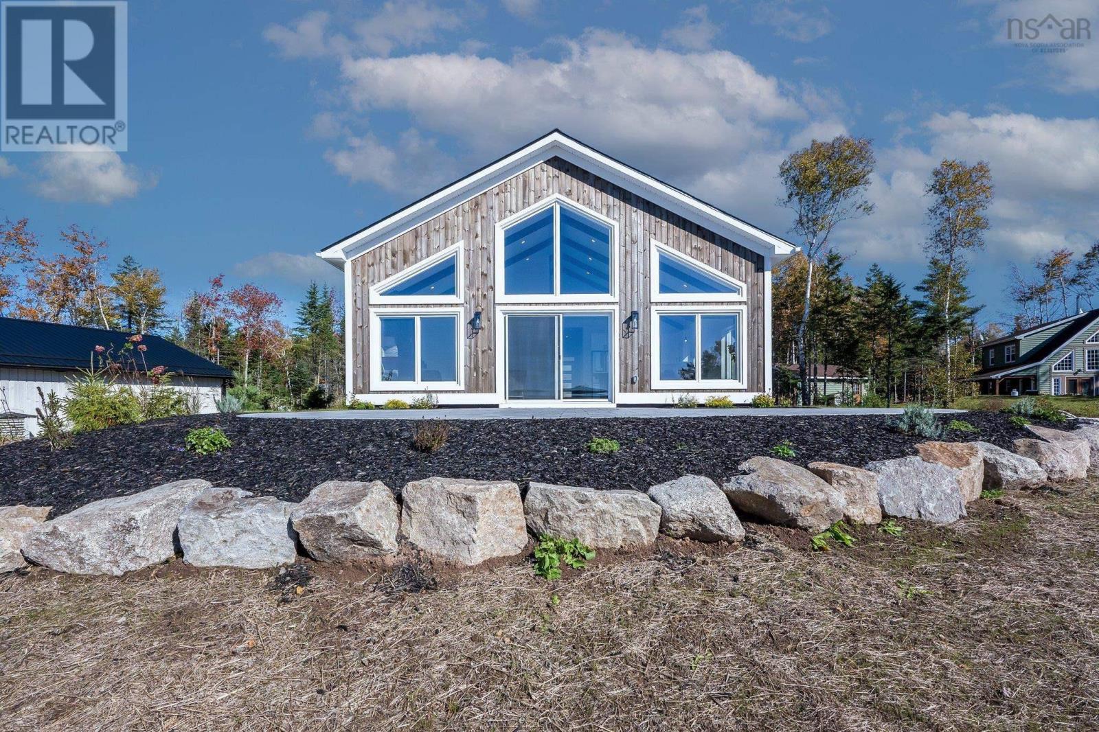 13 Piper Lane, Vaughan, Nova Scotia  B0N 2T0 - Photo 4 - 202425084