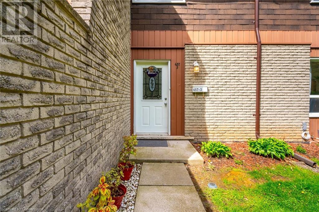 657 Francis Road Unit# 3, Burlington, Ontario  L7T 3X6 - Photo 6 - 40658500
