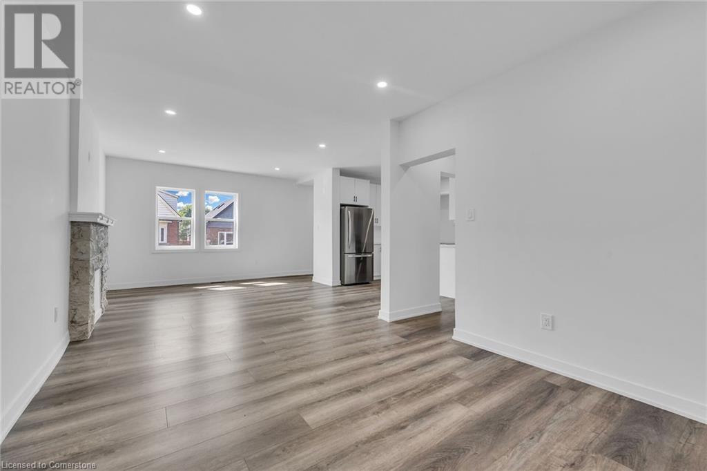 21 Weir Street S, Hamilton, Ontario  L8K 3A3 - Photo 10 - 40667128