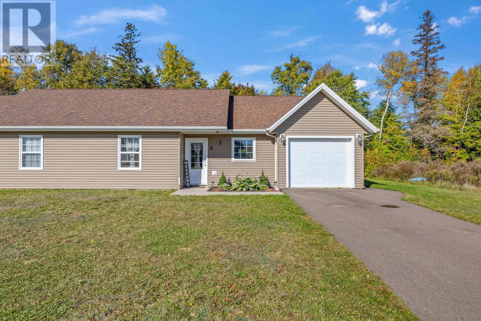 6 Patrie Lane, Charlottetown, Prince Edward Island  C1E 1Z2 - Photo 1 - 202425091