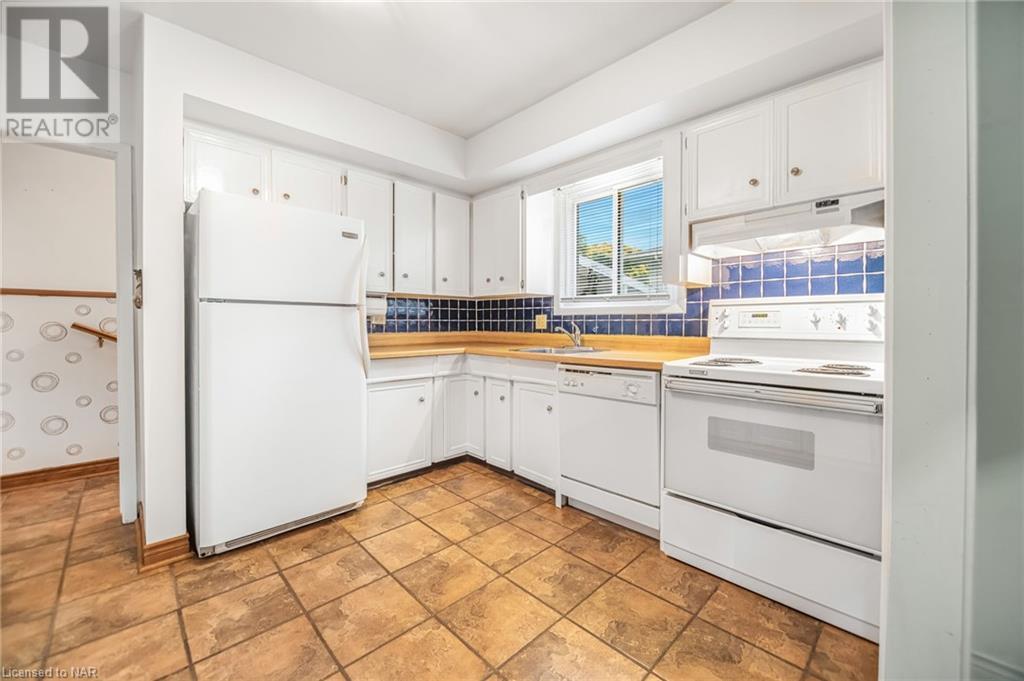 22 Rosemount Avenue, St. Catharines, Ontario  L2M 1Z6 - Photo 14 - 40667213