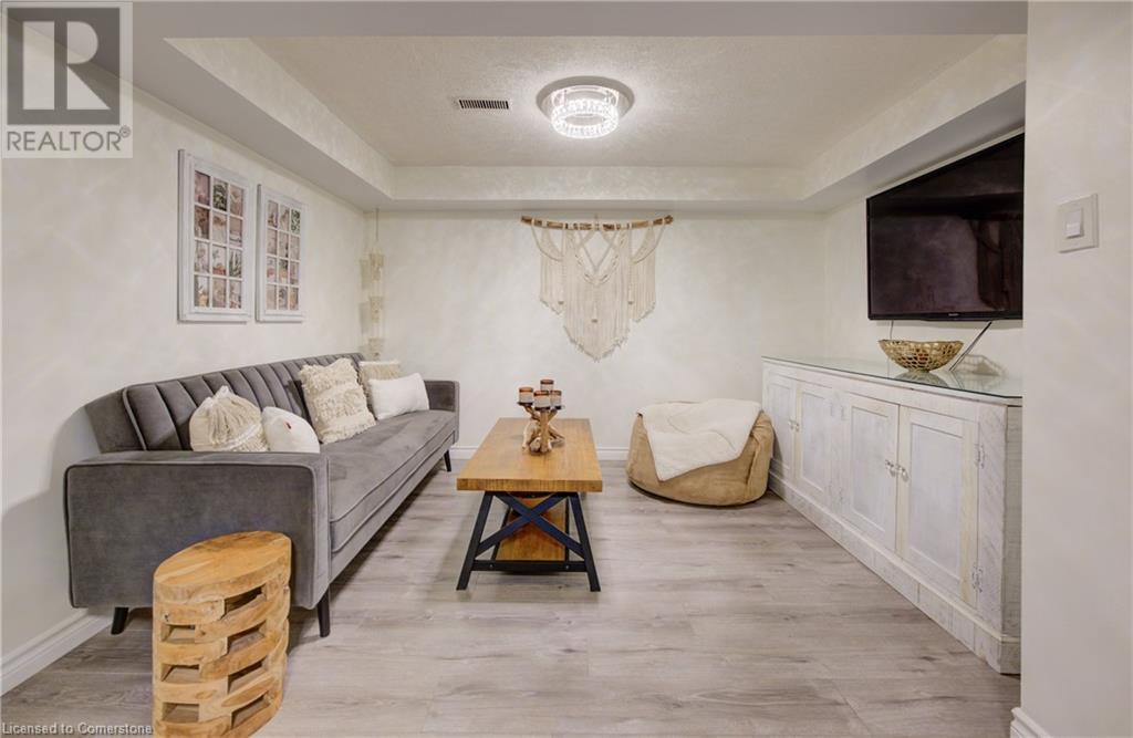 255 Mount Albion Road Unit# 40, Hamilton, Ontario  L8K 6P8 - Photo 29 - 40660010